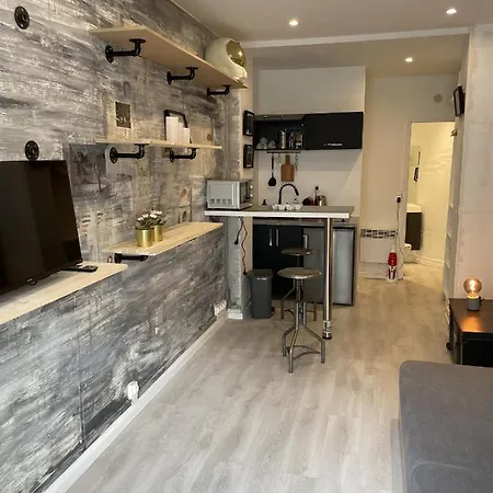 Апартаменты Studio Pigalle